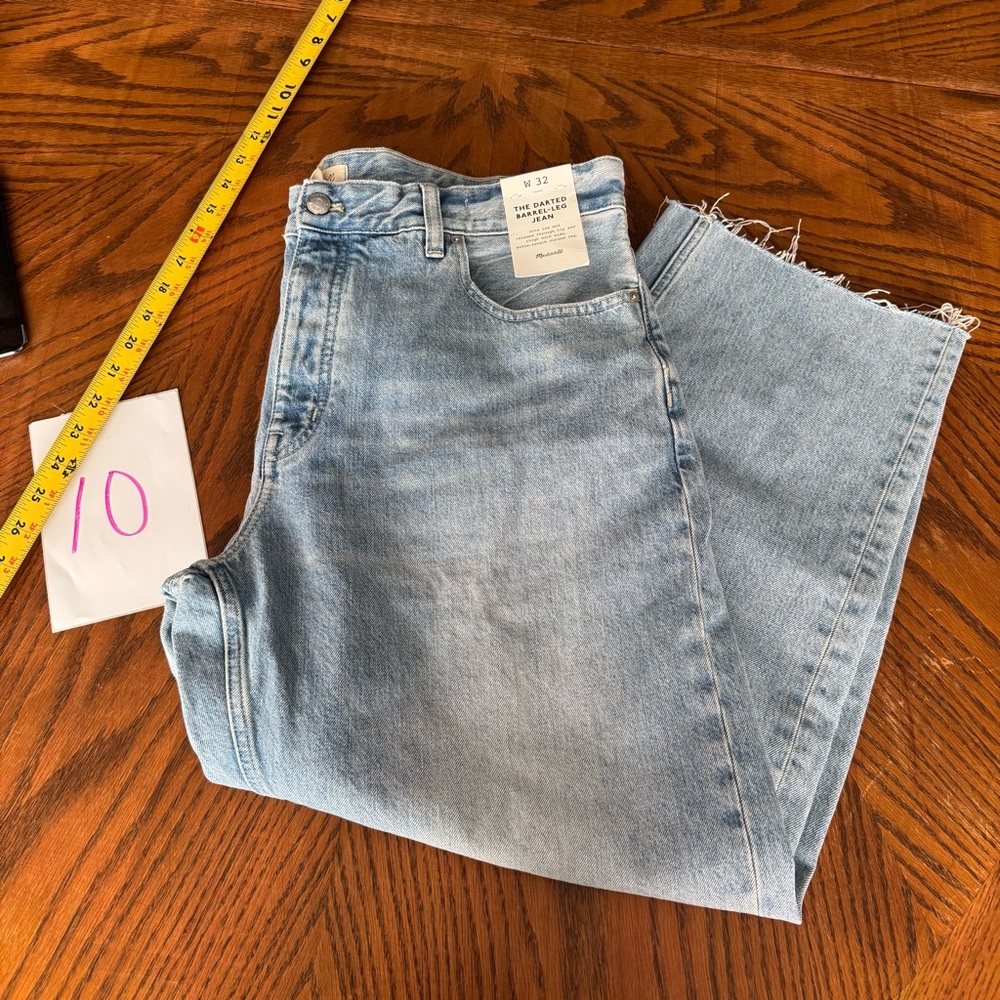 Madewell The Darted Barrel-Leg Jean
Edmonson WashRigid NWT SZ‎ 32 - Picture 13 of 13